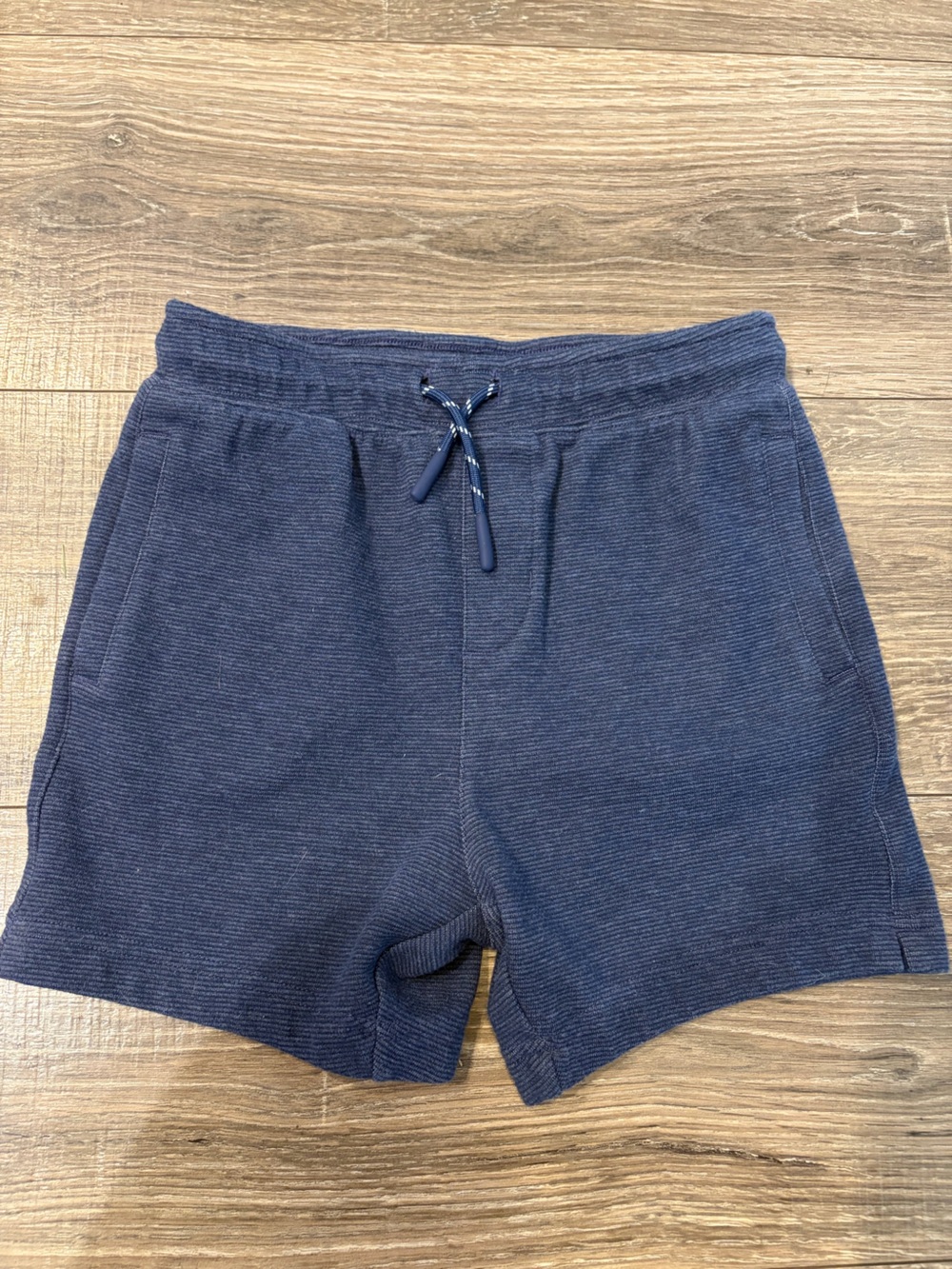 Vineyard Vines shorts